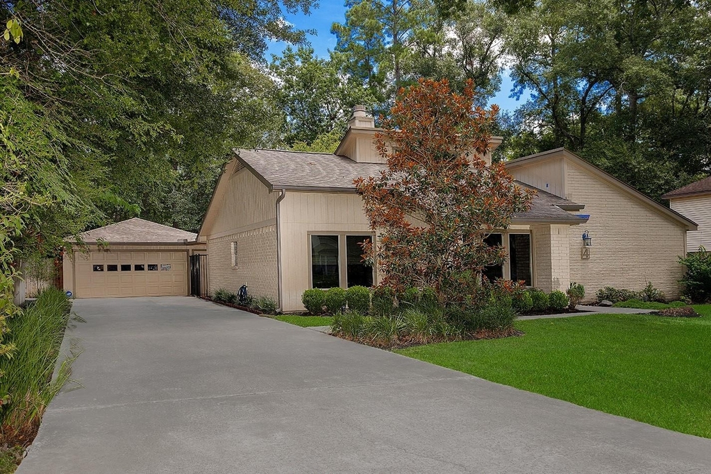 4 Postvine Court - Photo 1