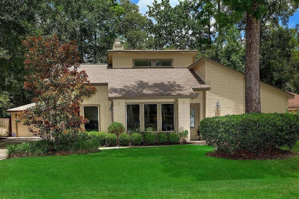 4 Postvine Court - Photo 0