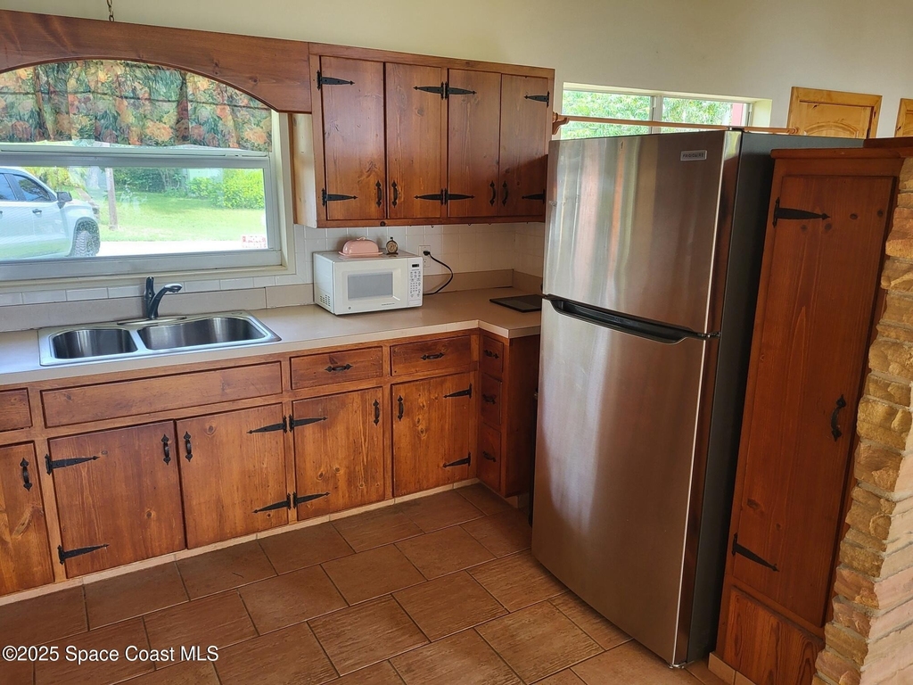 1333 Worth Court Ne - Photo 4