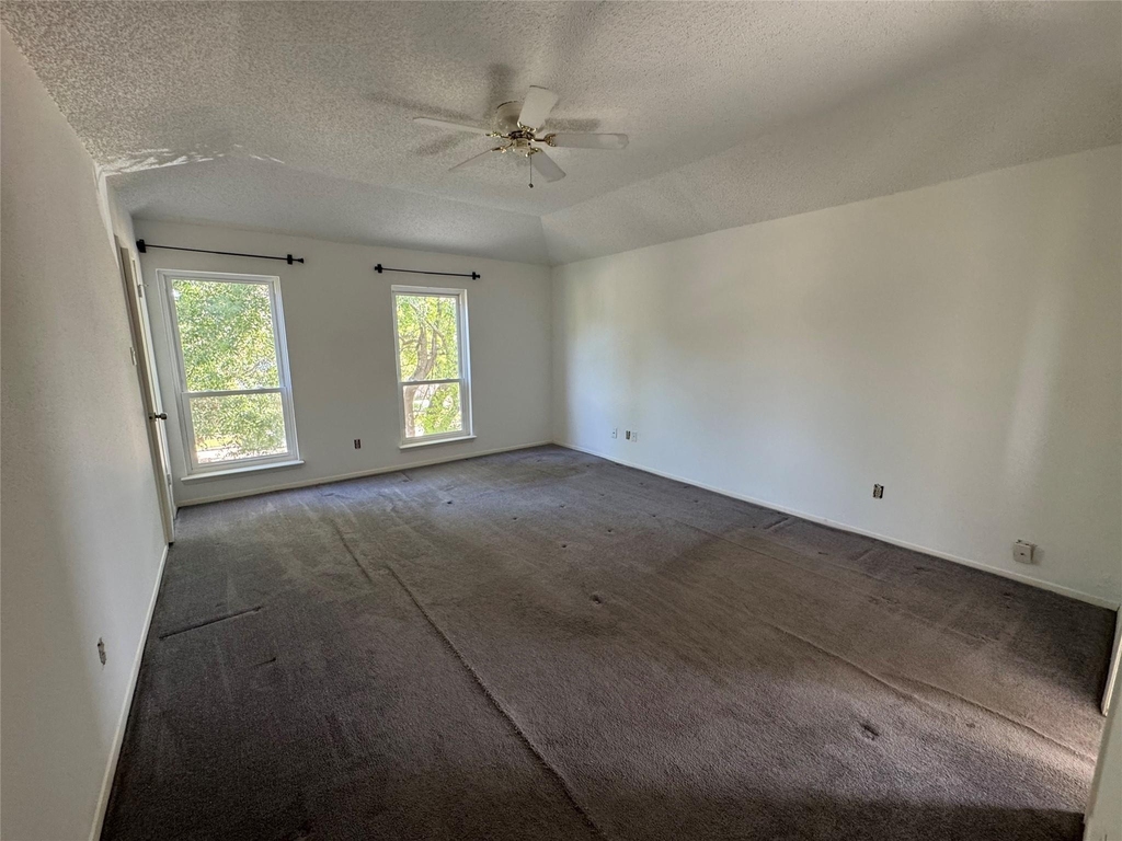 19606 Cypress Canyon Drive - Photo 4