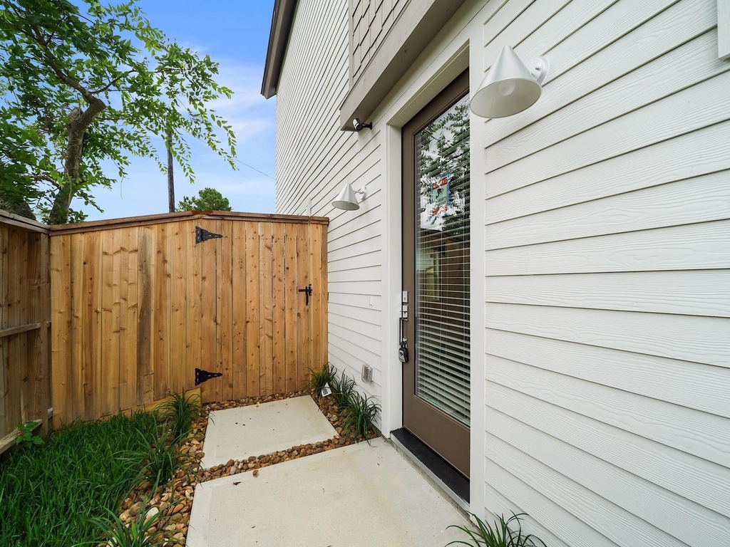 7504 Carver Road - Photo 23