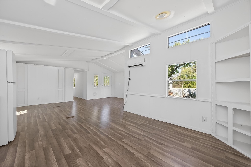 208 Yaupon Hbr - Photo 2