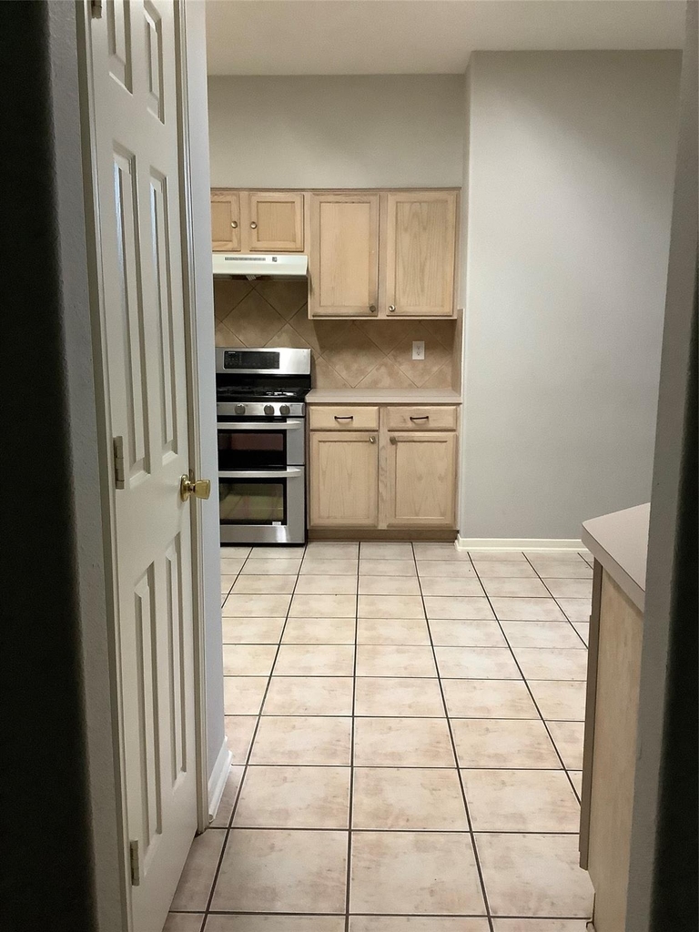 18215 Major Glen Circle - Photo 1