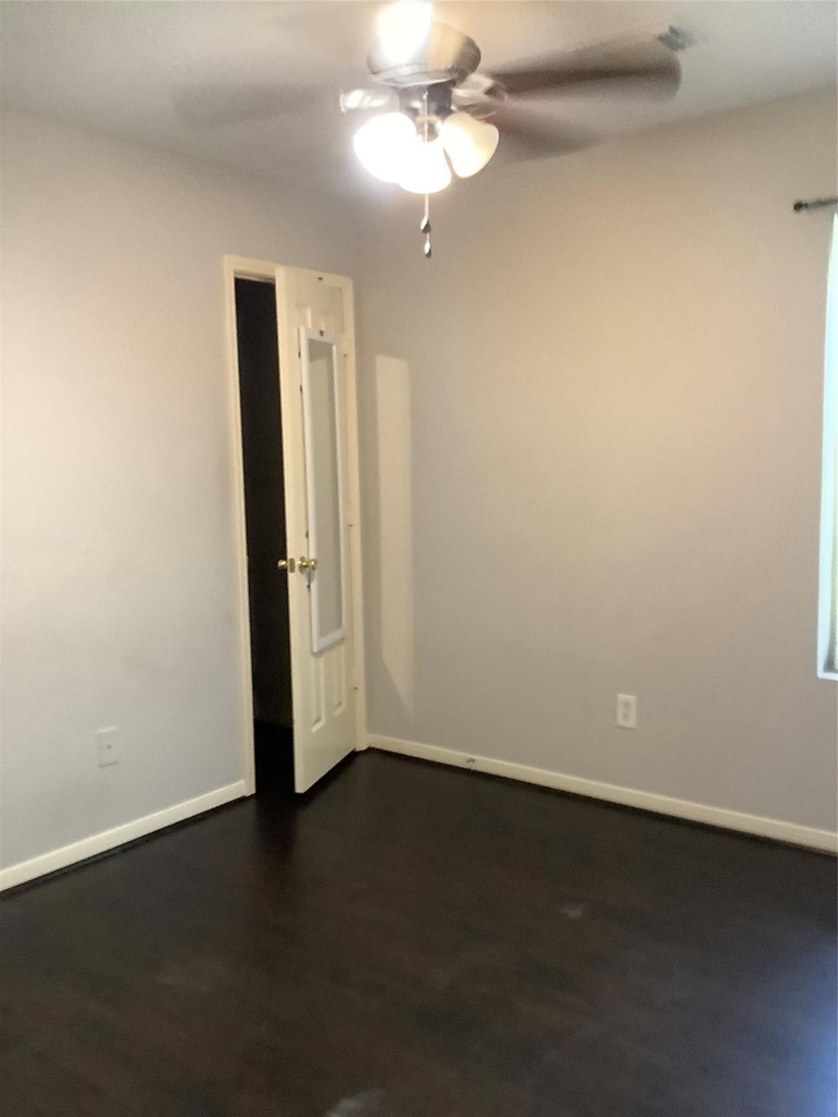 18215 Major Glen Circle - Photo 16