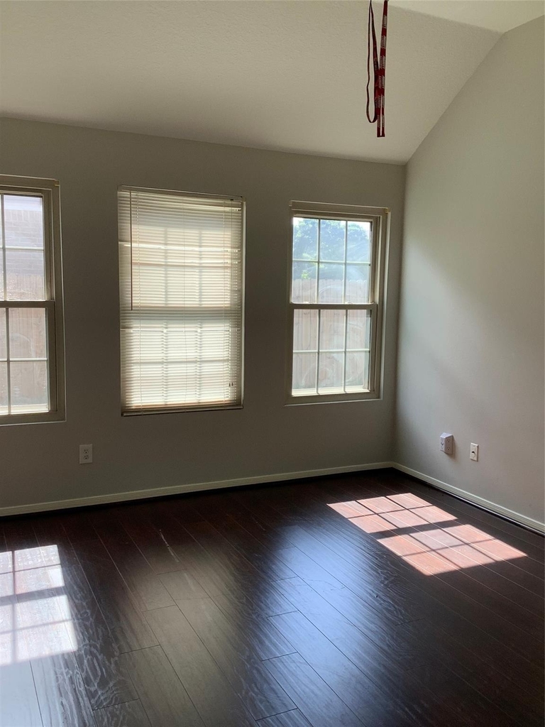 18215 Major Glen Circle - Photo 27