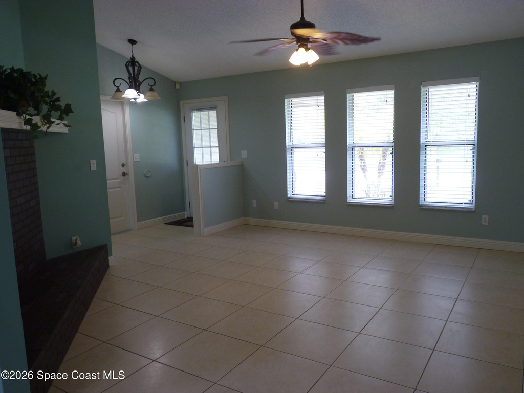 1105 Dallam Avenue Nw - Photo 4