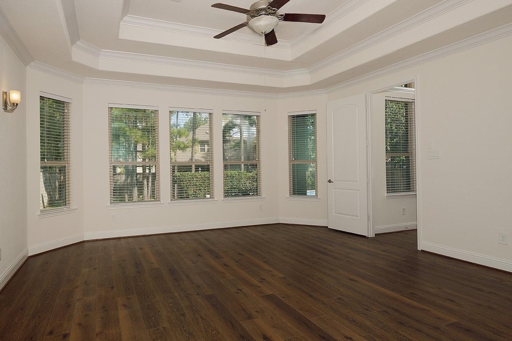 46 Caprice Bend Place - Photo 16