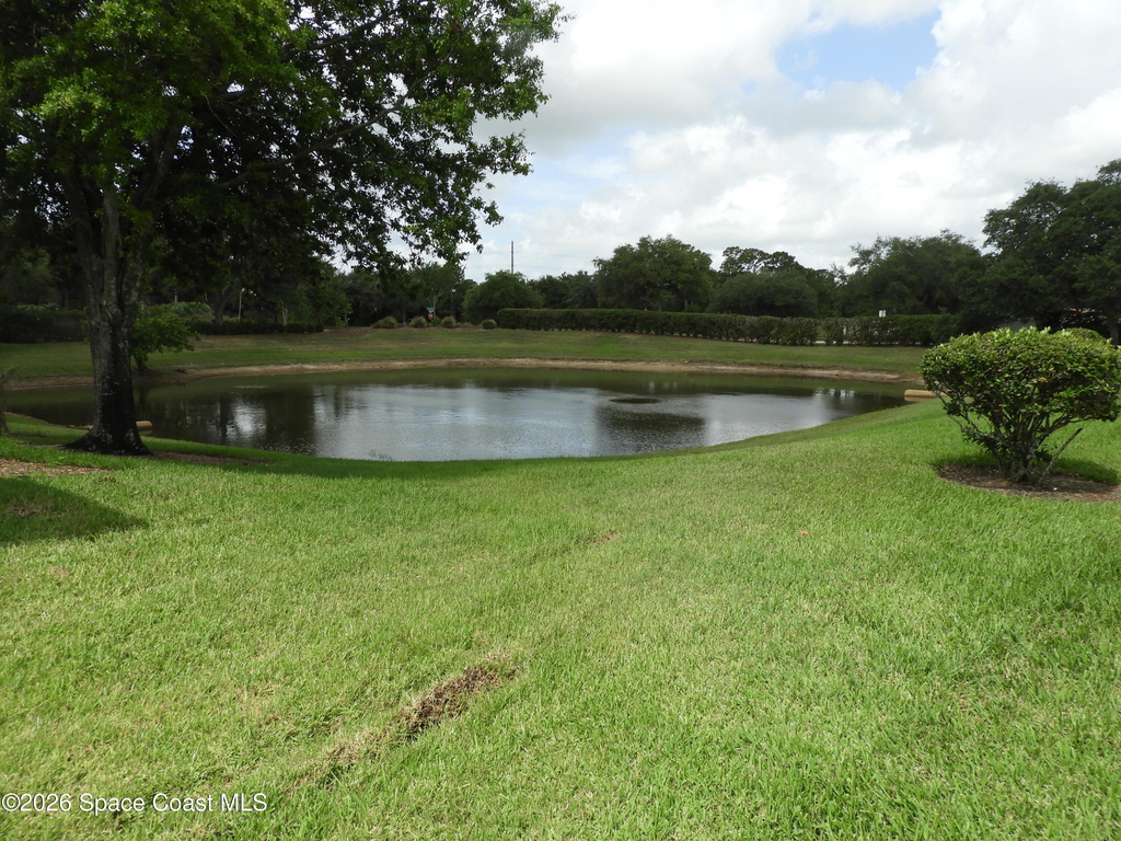552 Wedge Court Se - Photo 2