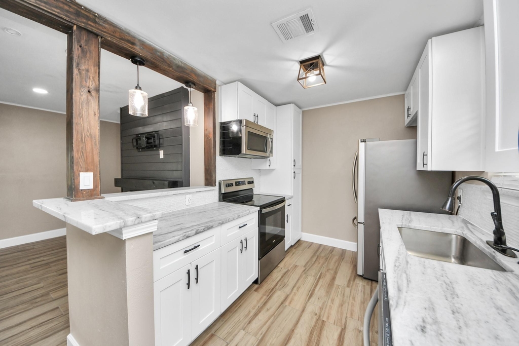 12733 7th Street - Photo 7