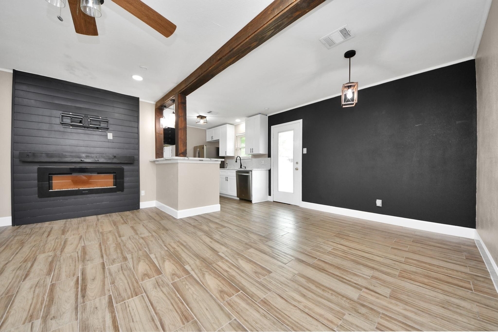 12733 7th Street - Photo 4