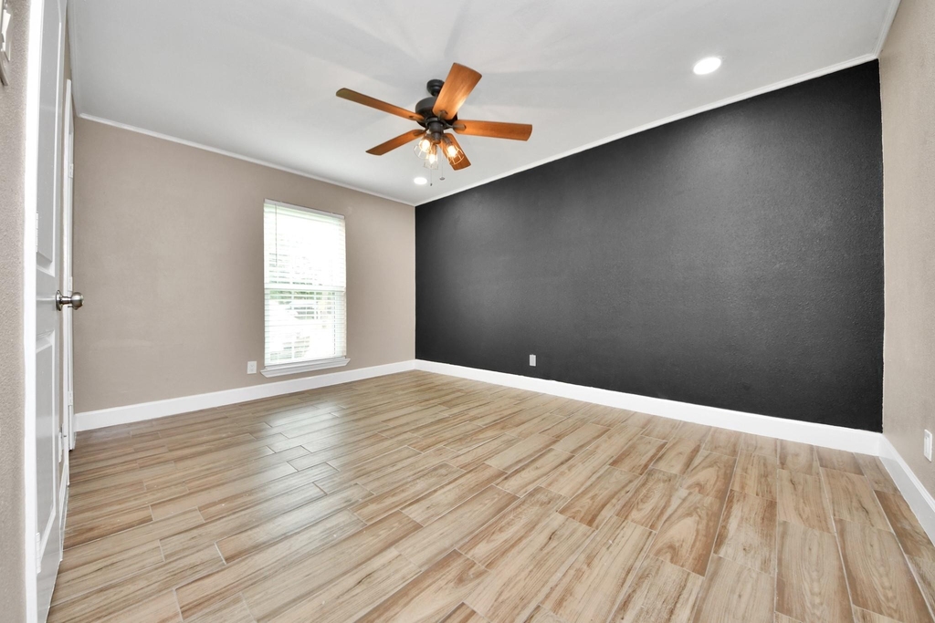 12733 7th Street - Photo 16
