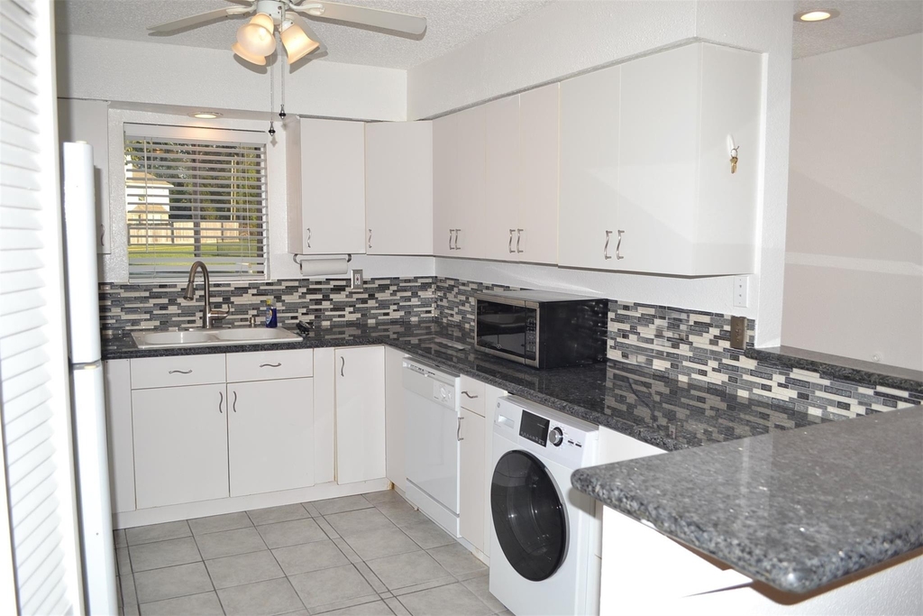 12100 Melville Drive - Photo 2