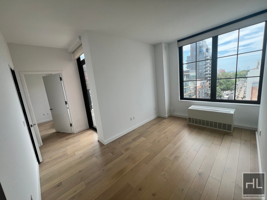 Northern Boulevard - Photo 2