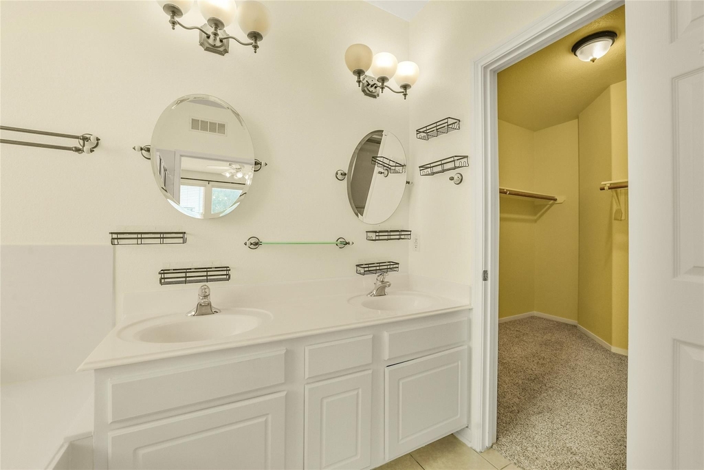 18022 Oak Orchard Lane - Photo 18