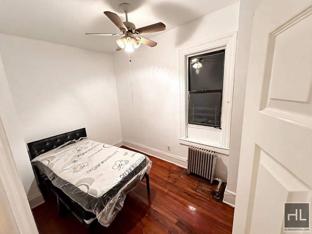 Summit Avenue - Photo 4