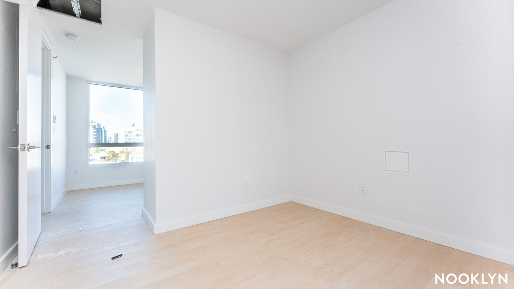 280 Meeker Ave - Photo 15