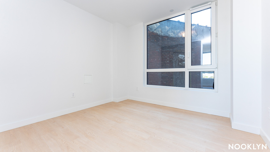 280 Meeker Ave - Photo 14