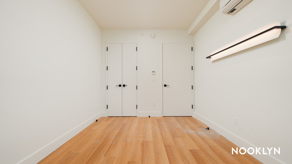 130 Hope St - Photo 4