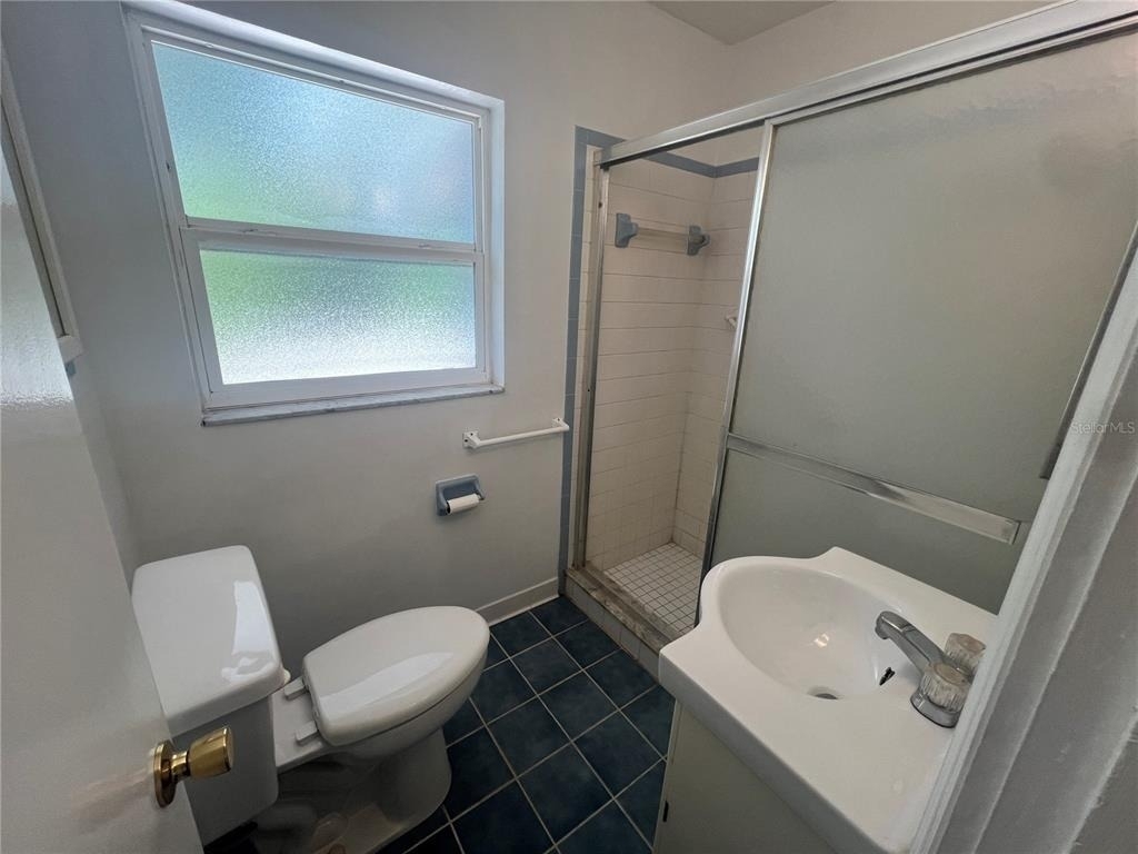 3900 17th Street N - Photo 11