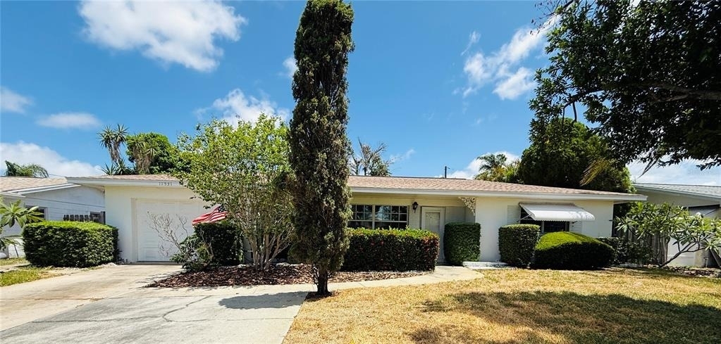11537 63rd Avenue - Photo 0