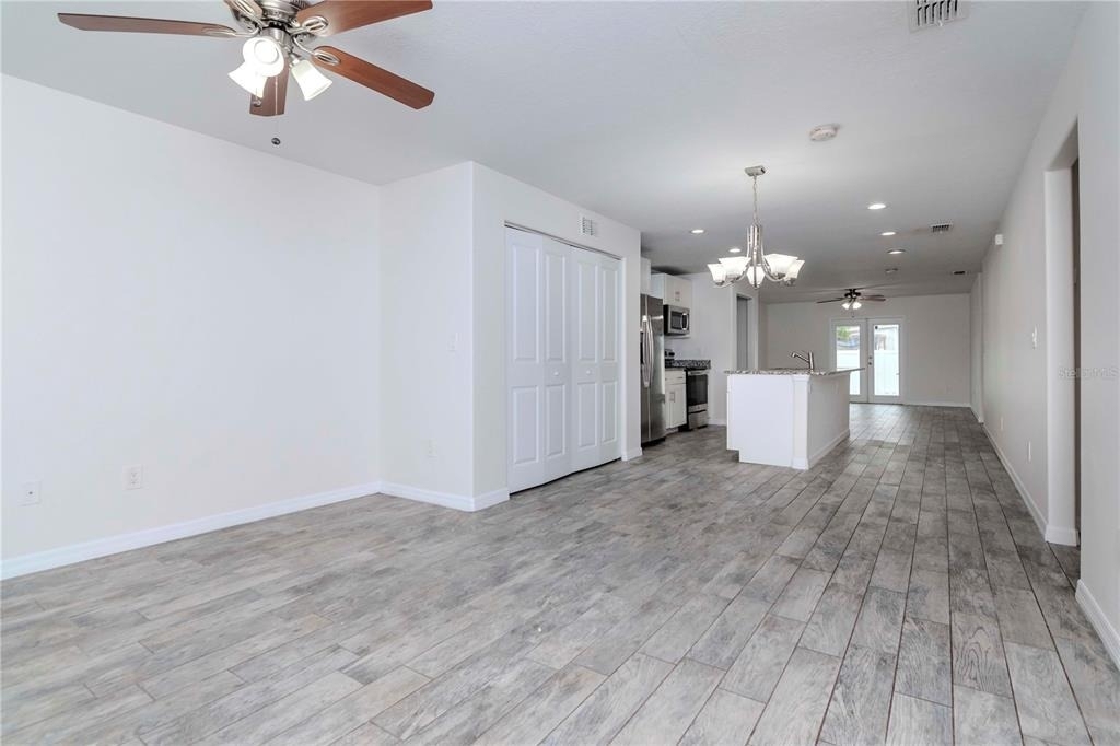 6235 S Adelia Avenue - Photo 10