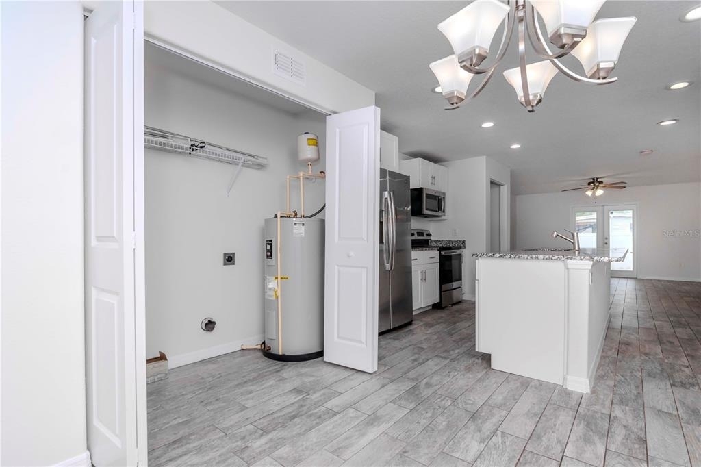 6235 S Adelia Avenue - Photo 9