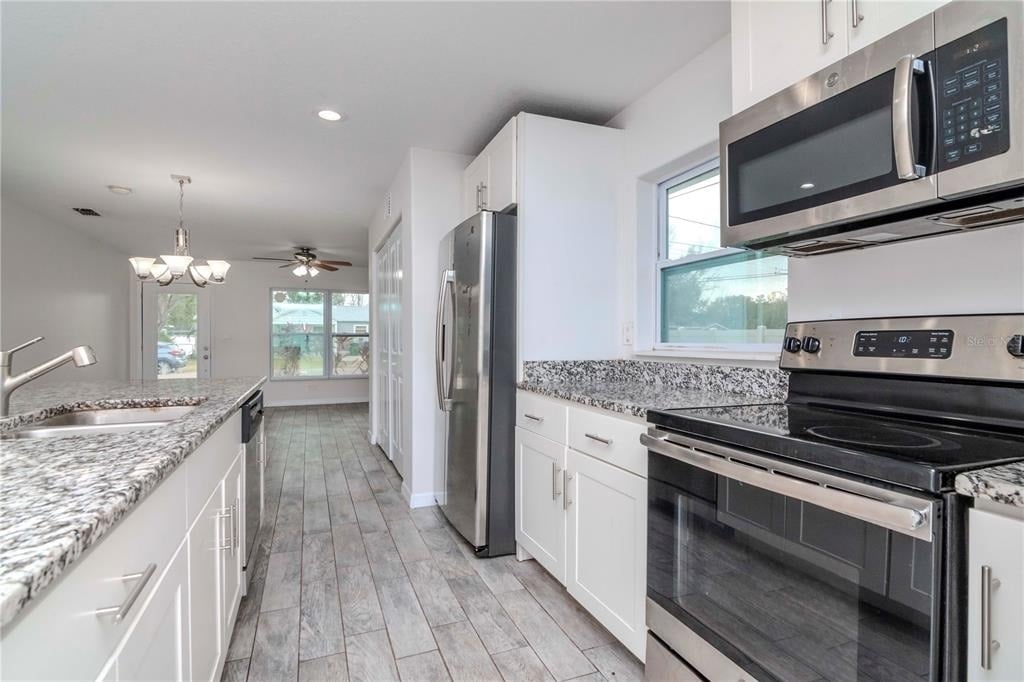6235 S Adelia Avenue - Photo 6