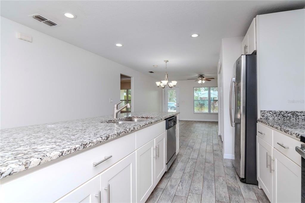 6235 S Adelia Avenue - Photo 8