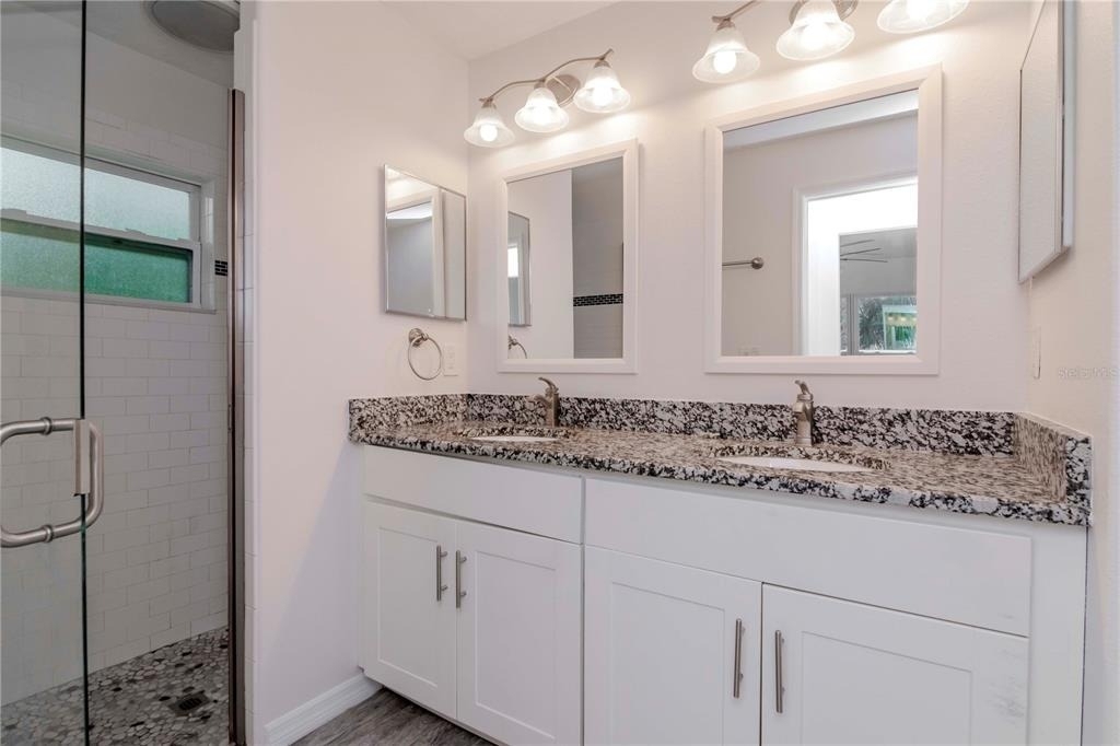 6235 S Adelia Avenue - Photo 18