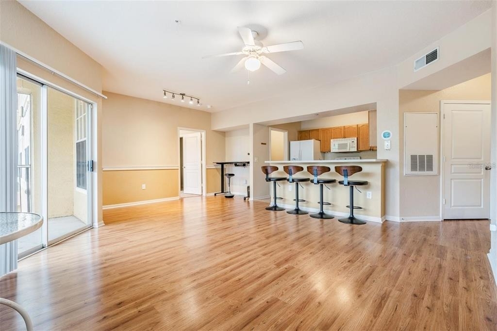 5125 Palm Springs Boulevard - Photo 2