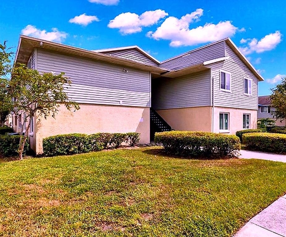 209 Berry Tree Place - Photo 0