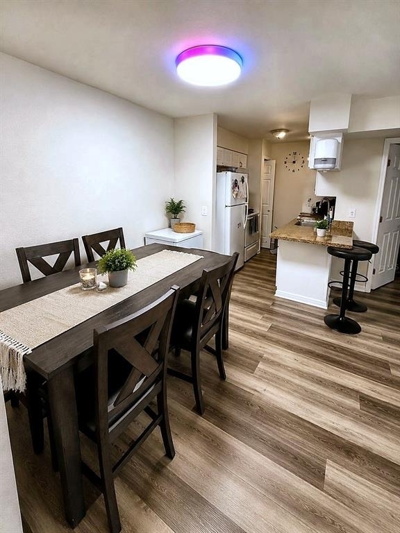 209 Berry Tree Place - Photo 2