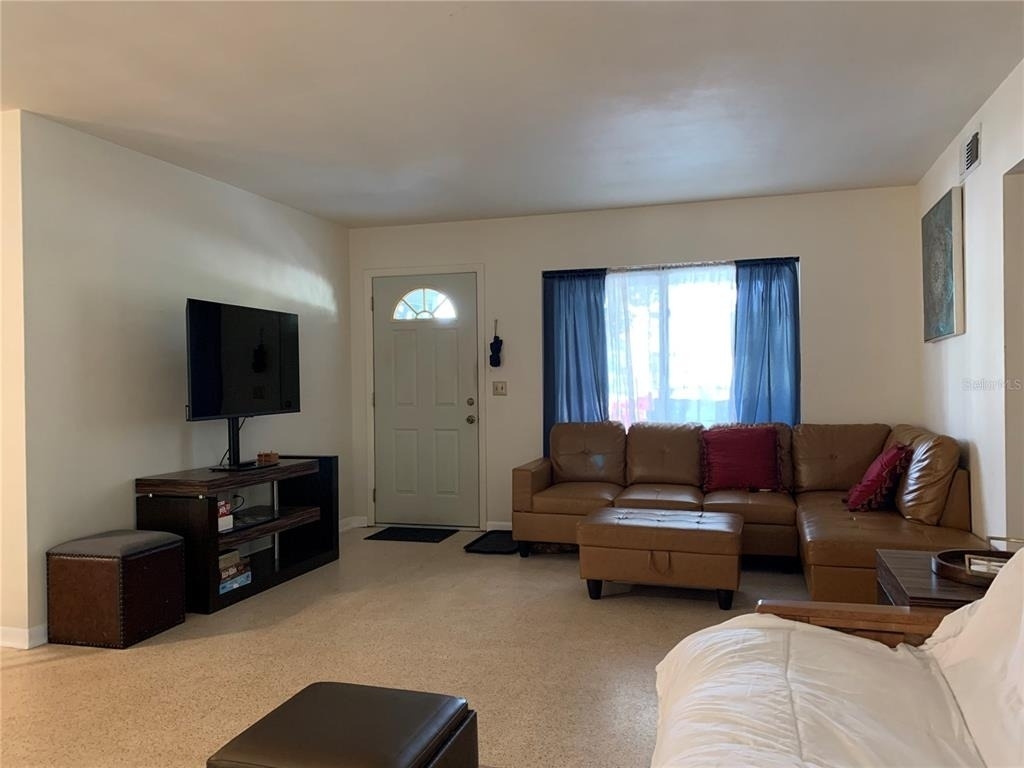 1750 Druid Road E - Photo 12