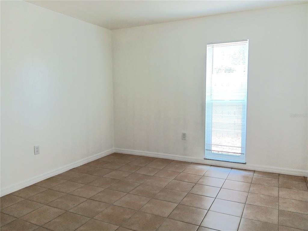 885 Beltrees Street - Photo 2
