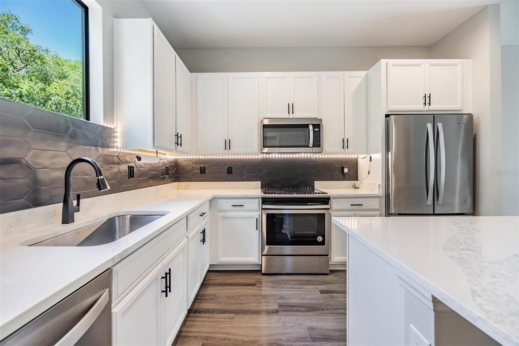 1302 W Carmen Street - Photo 6
