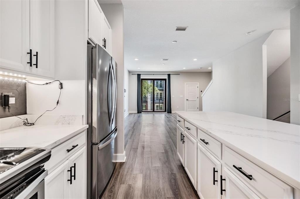 1302 W Carmen Street - Photo 8