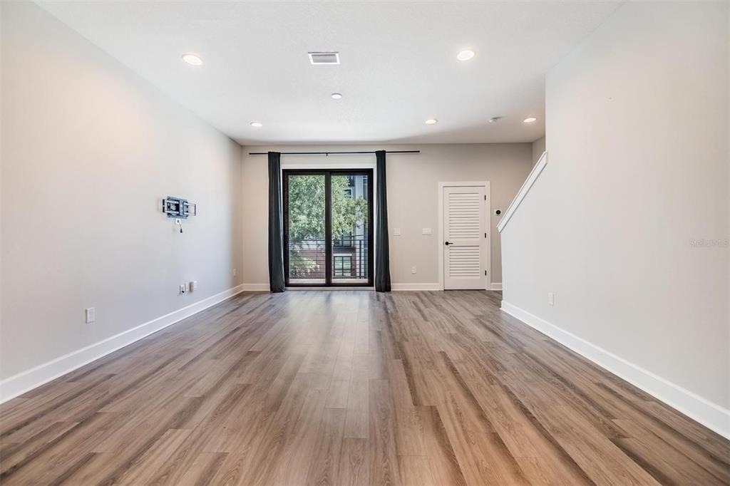 1302 W Carmen Street - Photo 4