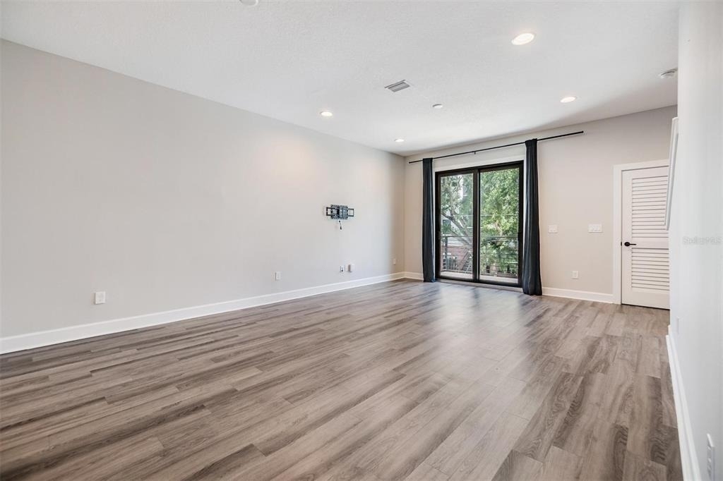 1302 W Carmen Street - Photo 1