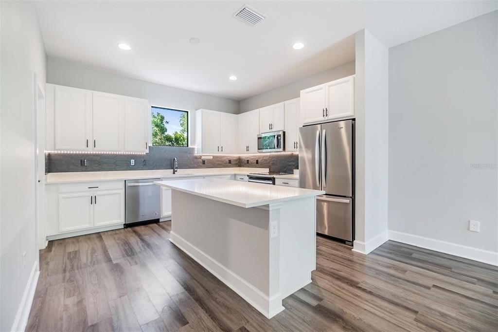 1302 W Carmen Street - Photo 3