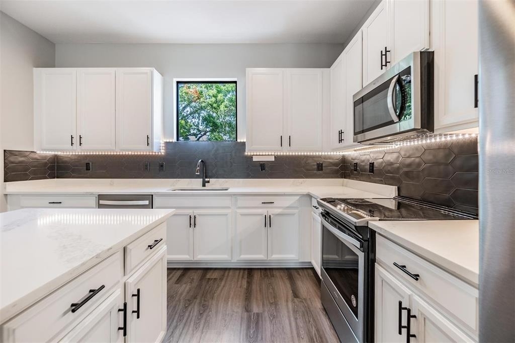 1302 W Carmen Street - Photo 9