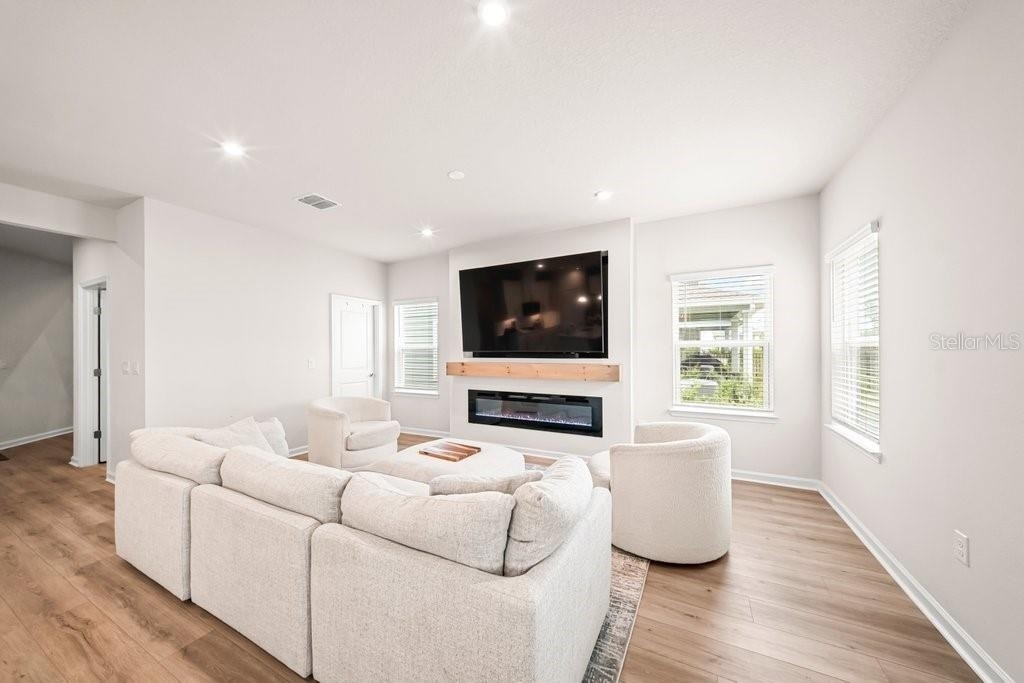 181 Tower Court - Photo 11