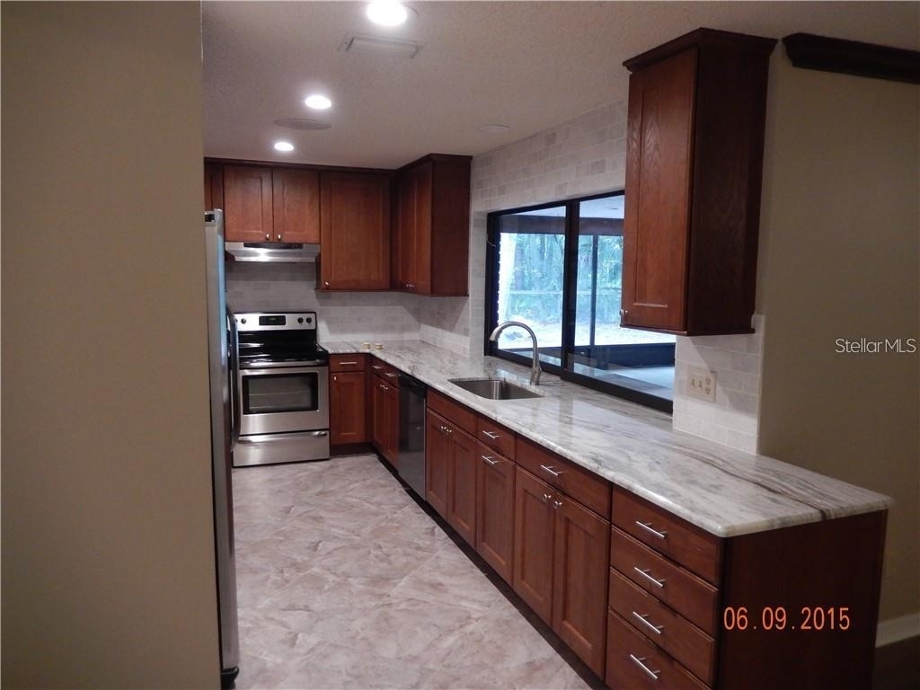 8925 Quail Run Drive - Photo 9