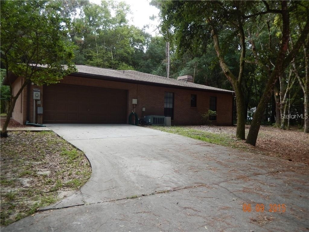8925 Quail Run Drive - Photo 1