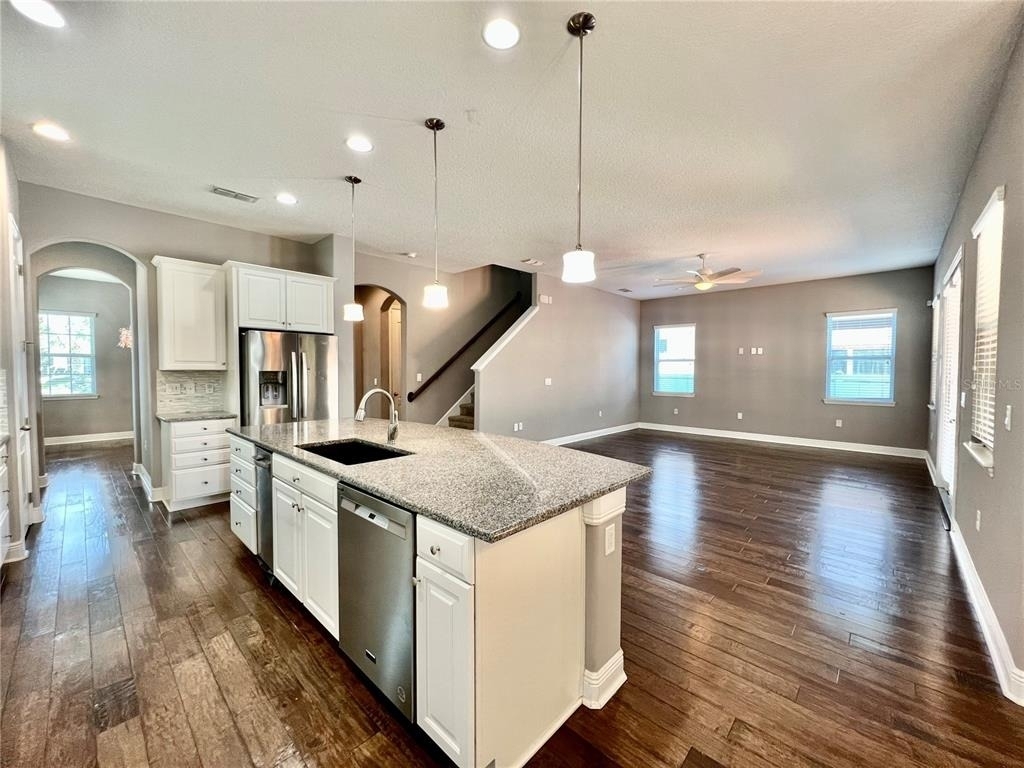 7516 S Trask Street - Photo 10