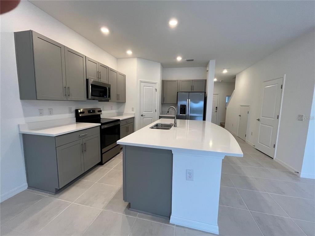 2377 Paravane Way - Photo 3