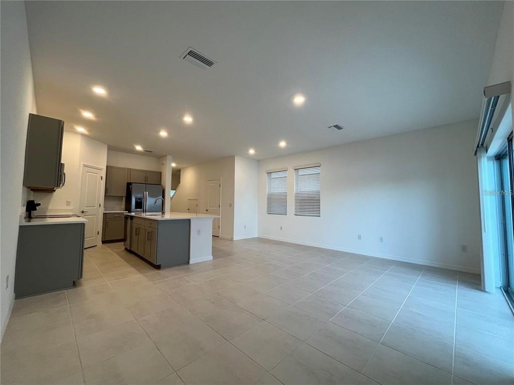 2377 Paravane Way - Photo 7