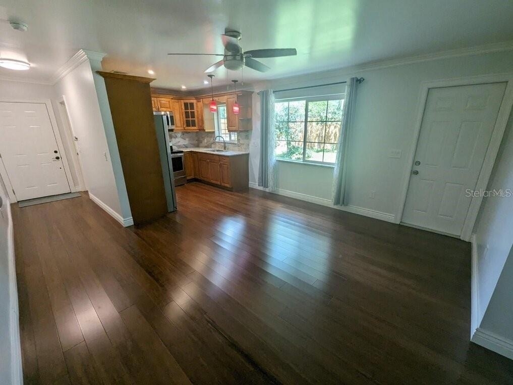 1602 Amberlea Drive S - Photo 6