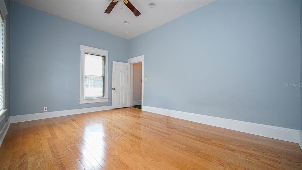 333 S Plant Avenue - Photo 21