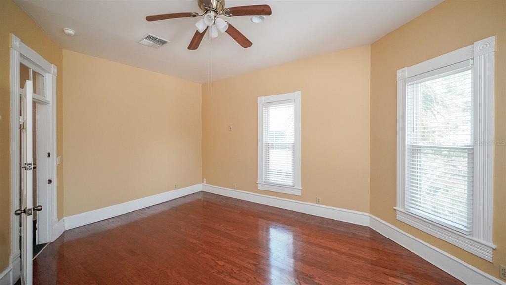 333 S Plant Avenue - Photo 11