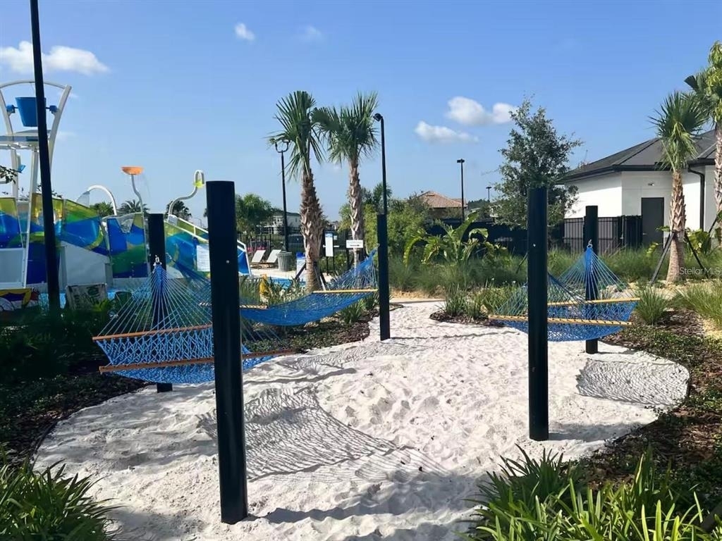 1043 Splash Shot Place - Photo 36